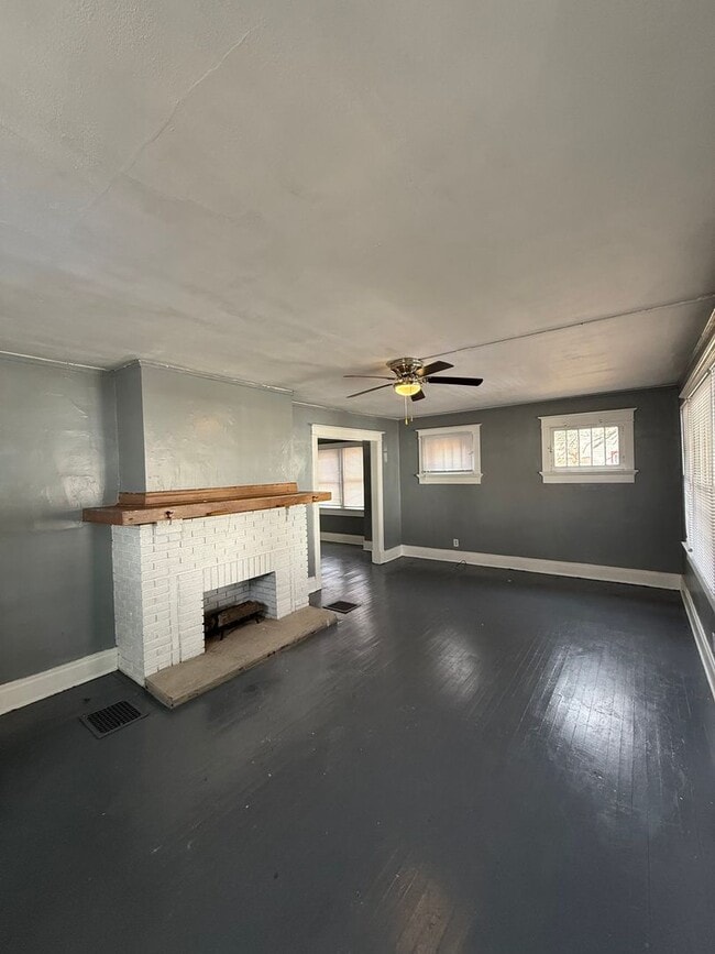 Photo - Spacious 2 bedroom home