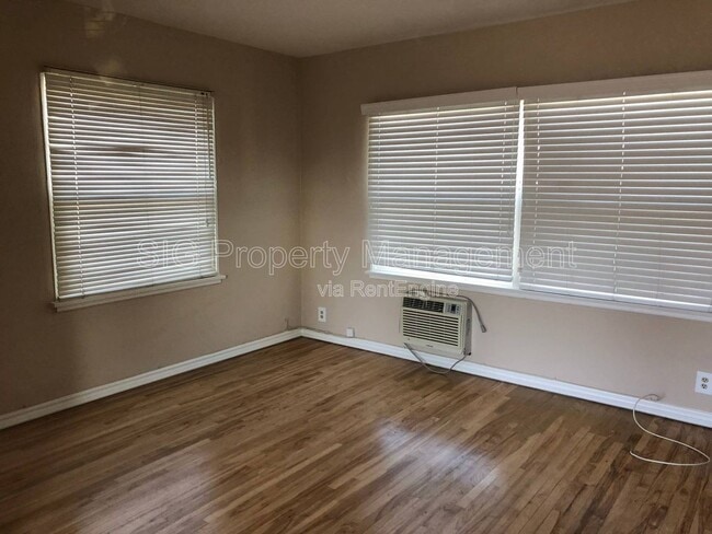 Photo - 709 S Louise St Unidad A