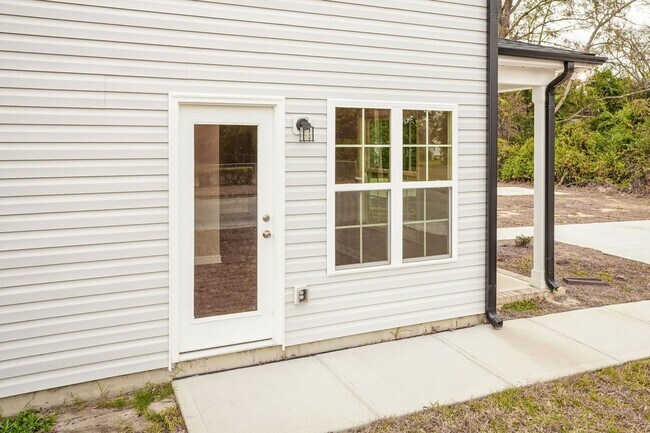 Photo - Three Bedroom Home!