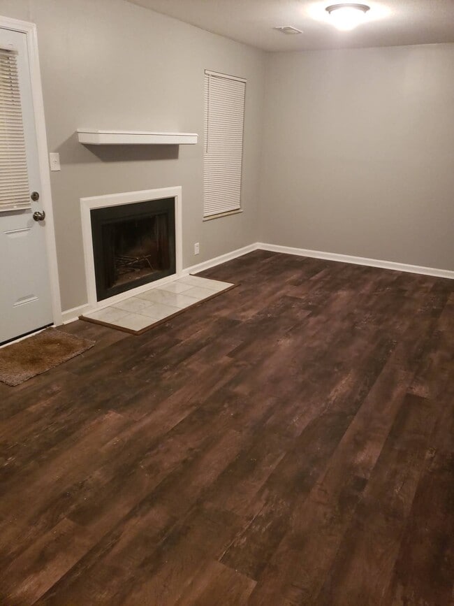 Photo - 9157 Cedarpark Ln NW