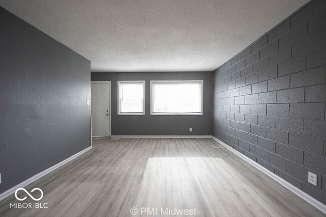 Photo - 6064 E 16th St