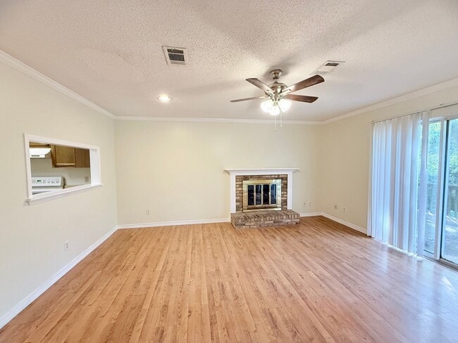 Photo - 2 Bedroom Townhome Near Scenic Hills