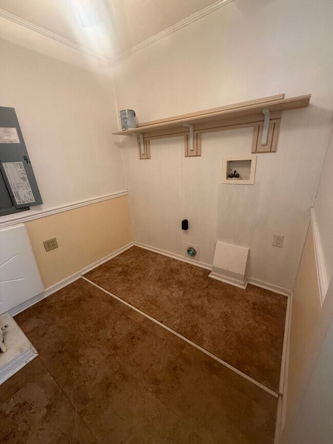 Photo - Move in Incentive!