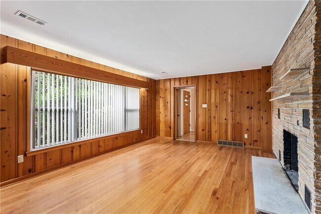 Photo - 1201 N Woolsey Ave