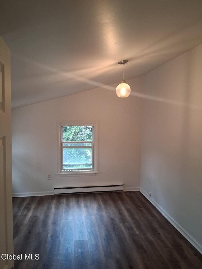 Photo - 353 3rd St Apartamento Unidad #3