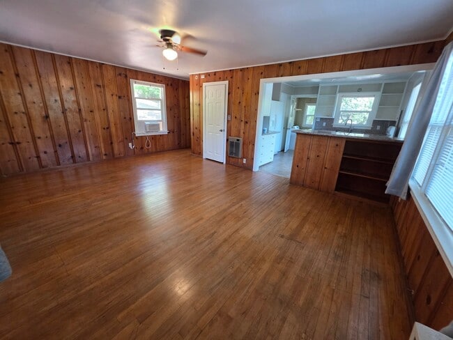 Photo - 16619 Old Stagecoach Rd