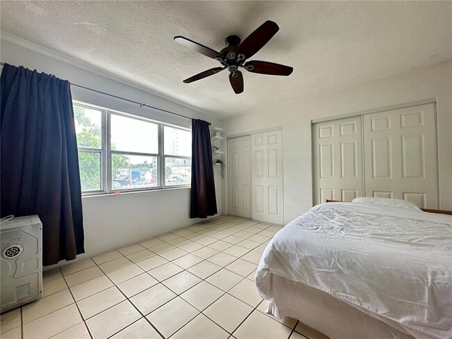 Photo - 3100 NE 9th St Unit 1