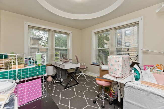 Photo - 2141 W Arthur Ave