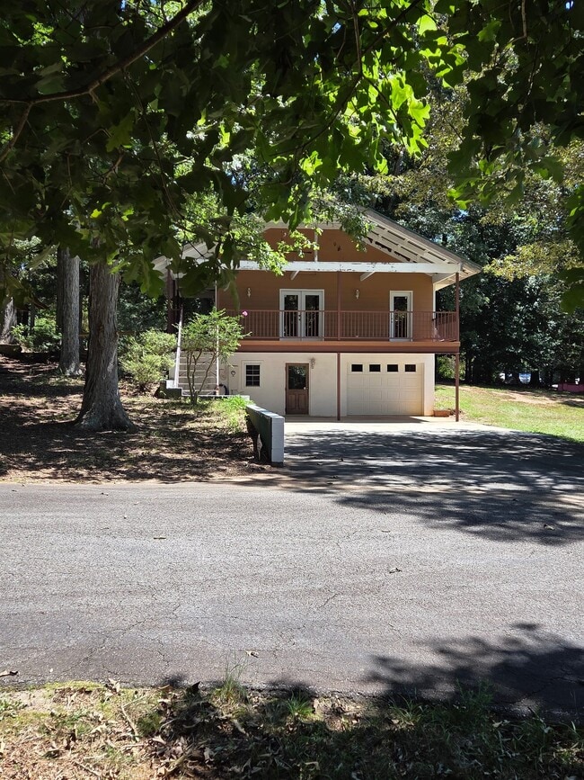 Photo - 779 Mt Zion Rd