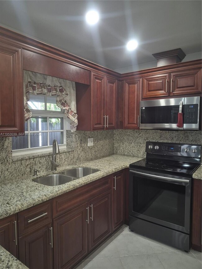 Photo - 13301 SW 25th Terrace