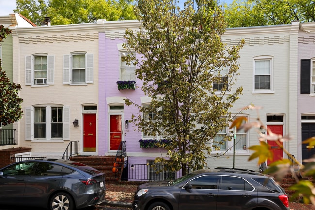 Photo - 1225 33rd St NW