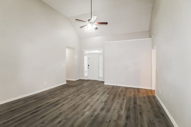 Photo - 850 Chaseridge Dr