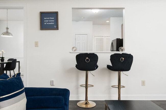 Photo - 742 N Sheffield Ave Unit ID1228636P