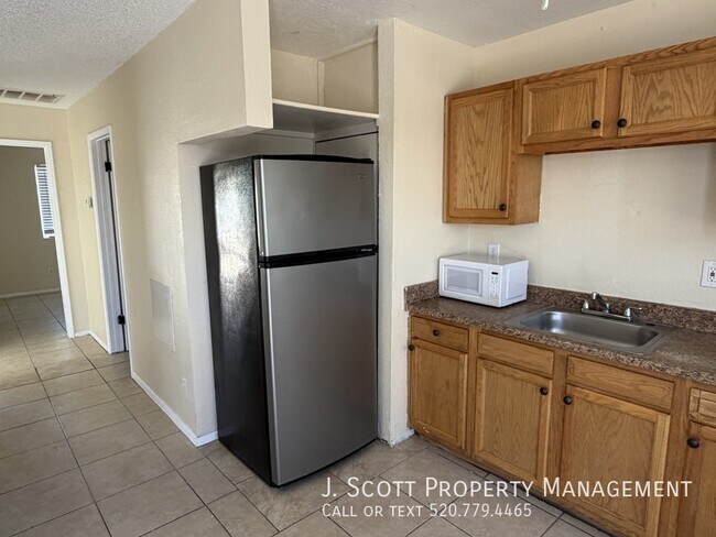 Photo - 1757 E Harvard St Unit 3