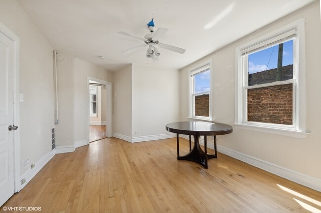 Photo - 2418 N Western Ave Unit 2F