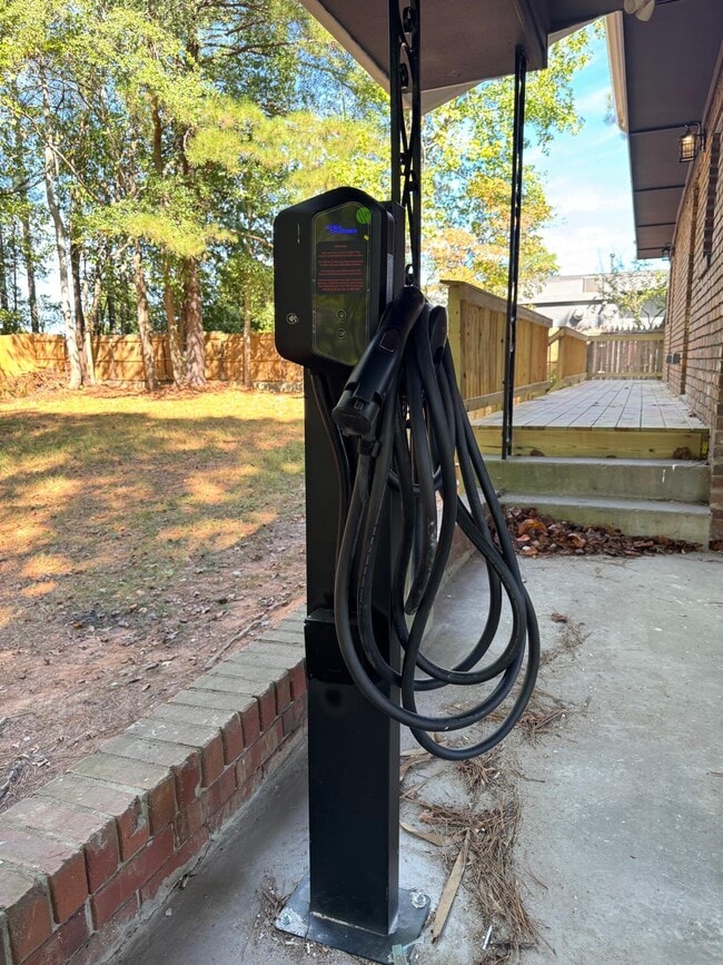 Photo - 2447 McAlpin Ter Unit B