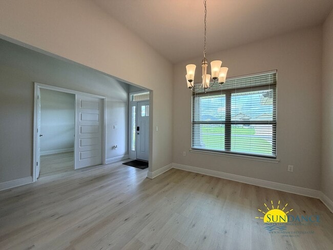 Photo - Beautiful 4-Bedroom Home in Quiet Crestview Cul-de-Sac!