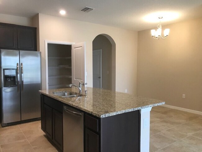 Photo - 3/2.5 GATED COMMUNITY - TOWNHOUSE - GREAT SCHOOLS IN PALMER RANCH