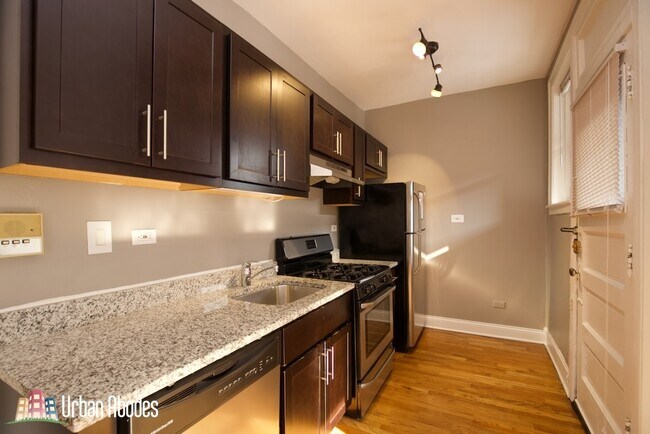 Photo - 630 W Stratford Pl Unit M06B