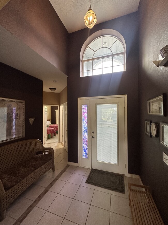2548 Aster Cove Ln