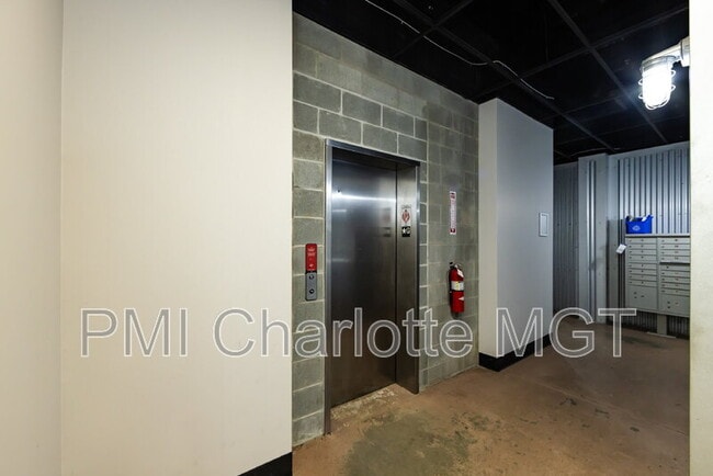 Photo - 1600 Fulton Ave Unit # 204