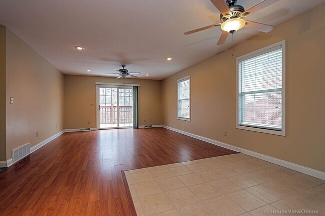 Photo - Travelers Way 2600/2602 Unidad 2602