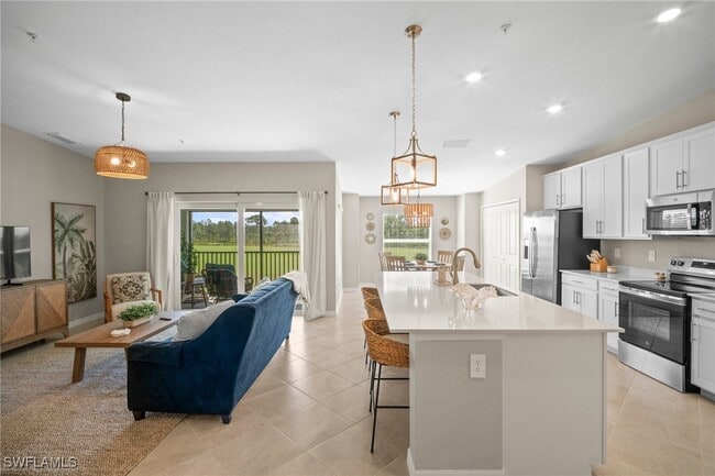 Building Photo - 15195 Bluffton Ln Unit 925