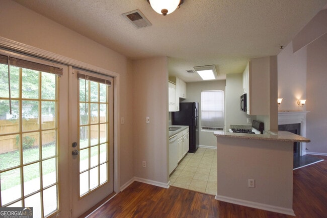 Photo - 115 S Fairfield Dr