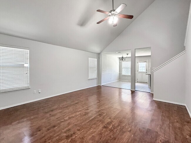 165 Flagstone Trail