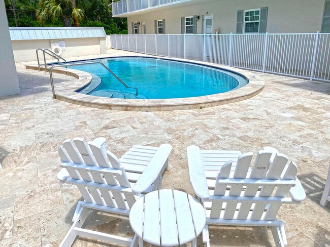 Photo - 900 Jasmine Ln Unit 9a