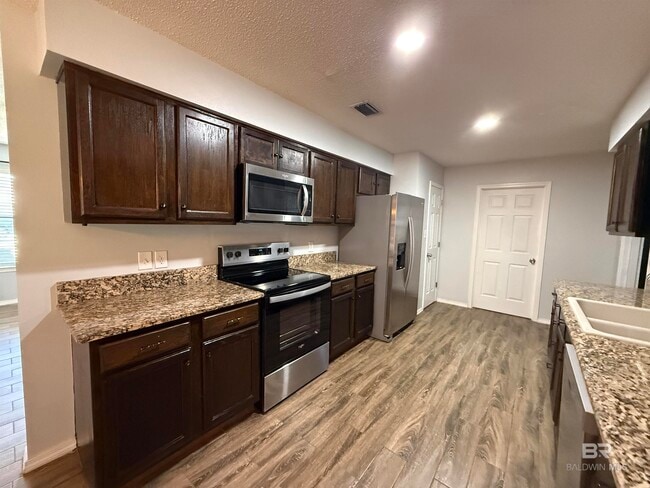 Photo - 523 W Amanda Ave