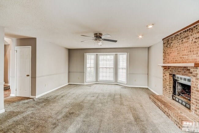 Photo - 233 Port S Ln