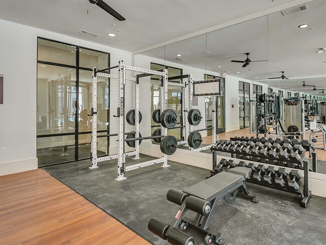 Photo - The Huntington Apartments