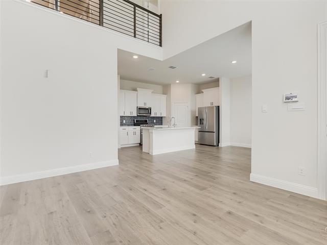 Photo - 1506 Lake District Dr