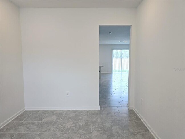 Photo - 7649 Stone Crk Trl