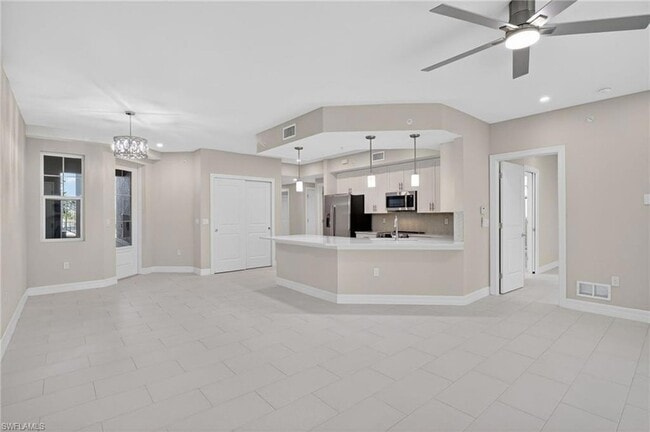 Photo - 286 Indies Dr E