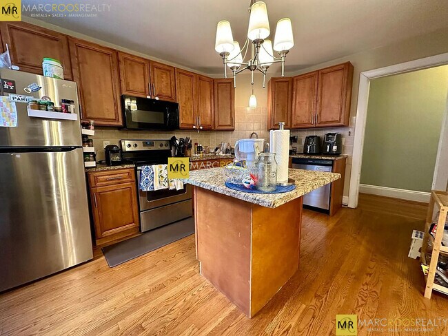 Photo - 184 Saint Paul St Unit 1