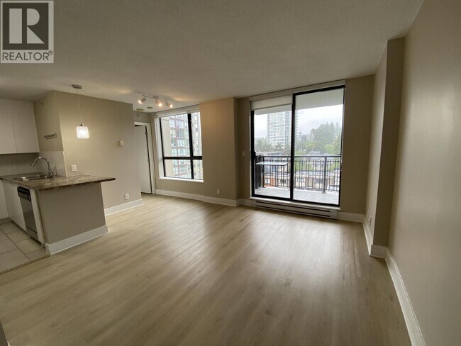 833 Agnes St Unit 1002
