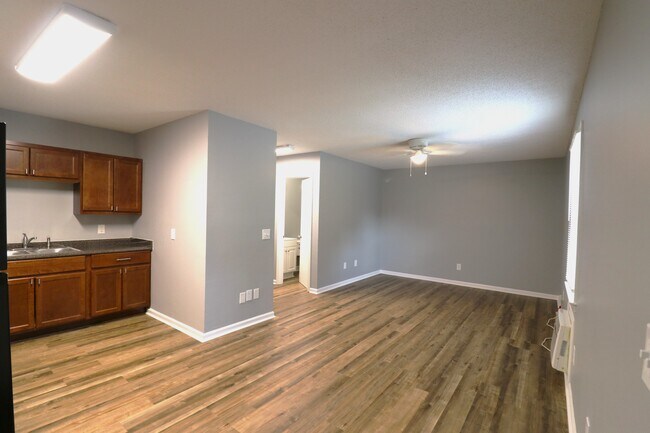 Photo - 105 N 9th St Unit 105