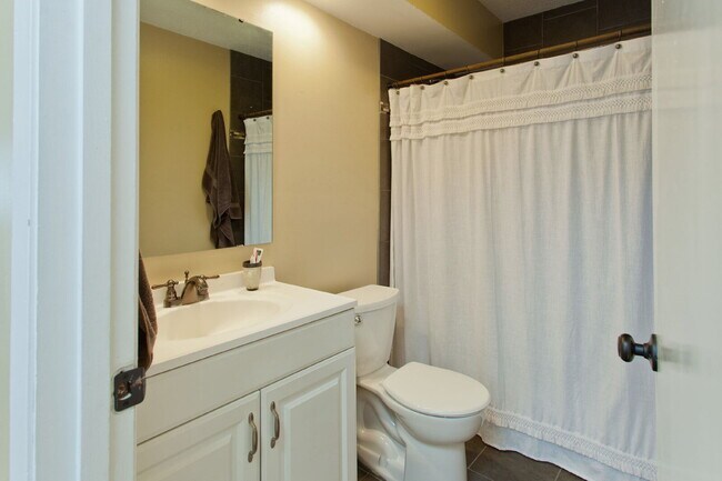 Photo - Charming 3-Bed Duplex in SE Minneapolis