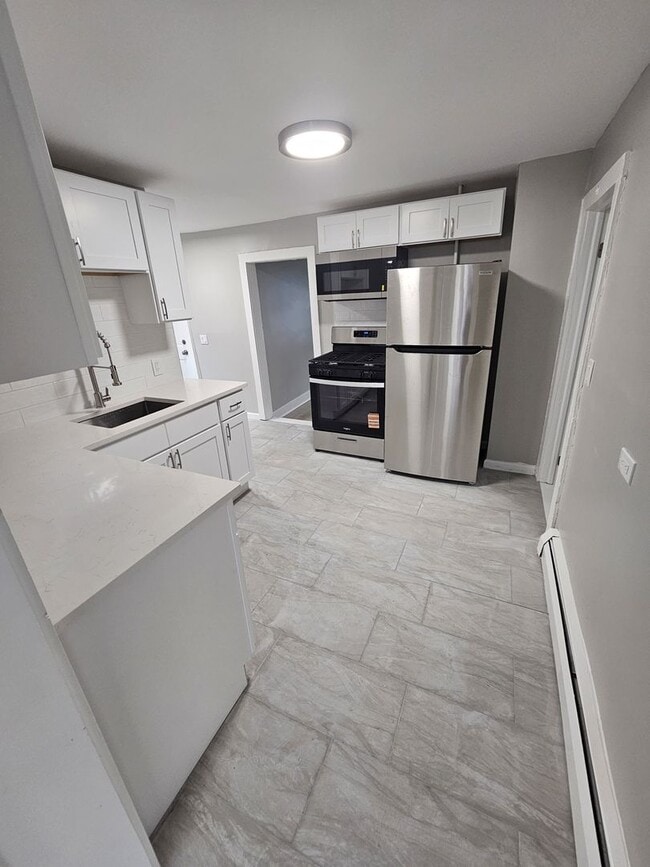 Building Photo - 101-103 Culvert St, Torrington Unit 101