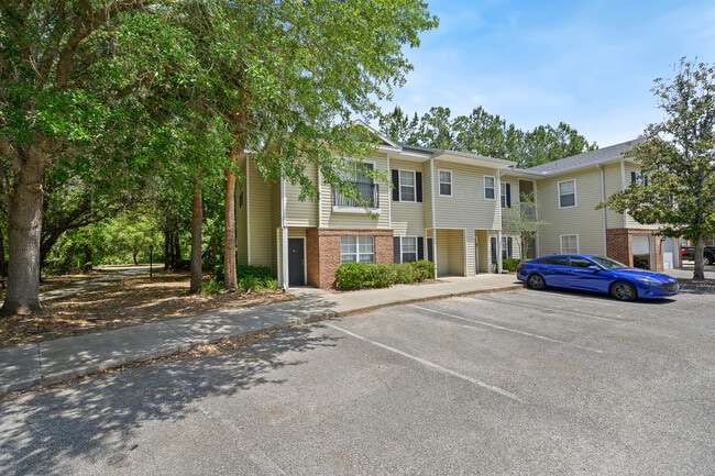 Building Photo - 5062 NW 44th Ln Rental