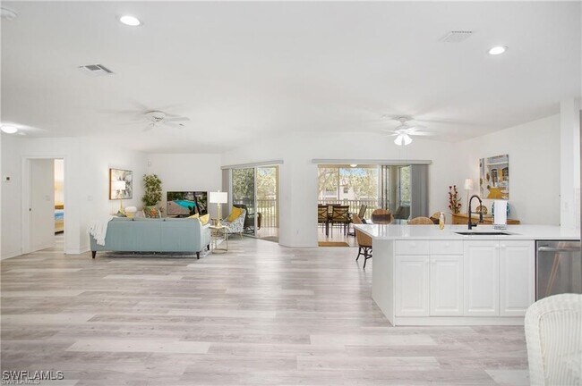 700 Diamond Cir Unit 706