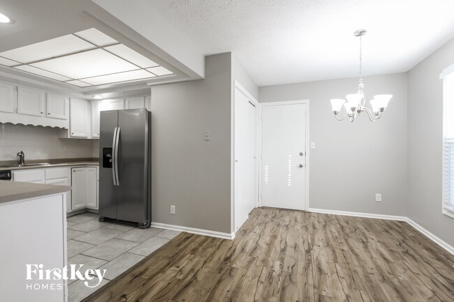 Photo - 8141 Warbler Way