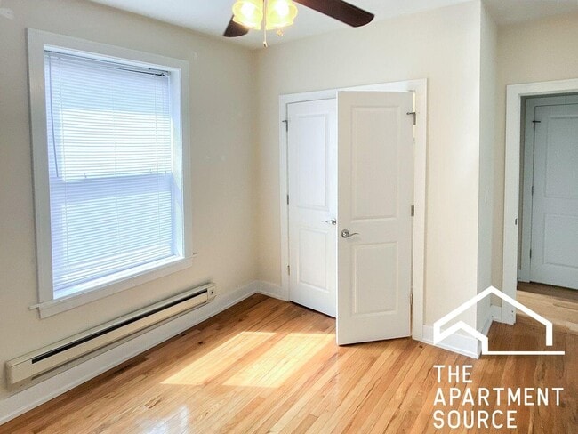 Photo - 619 W Melrose St Unit 3
