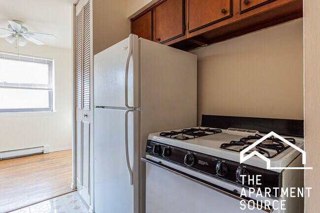 Photo - 665 W Wrightwood Ave Unit 506