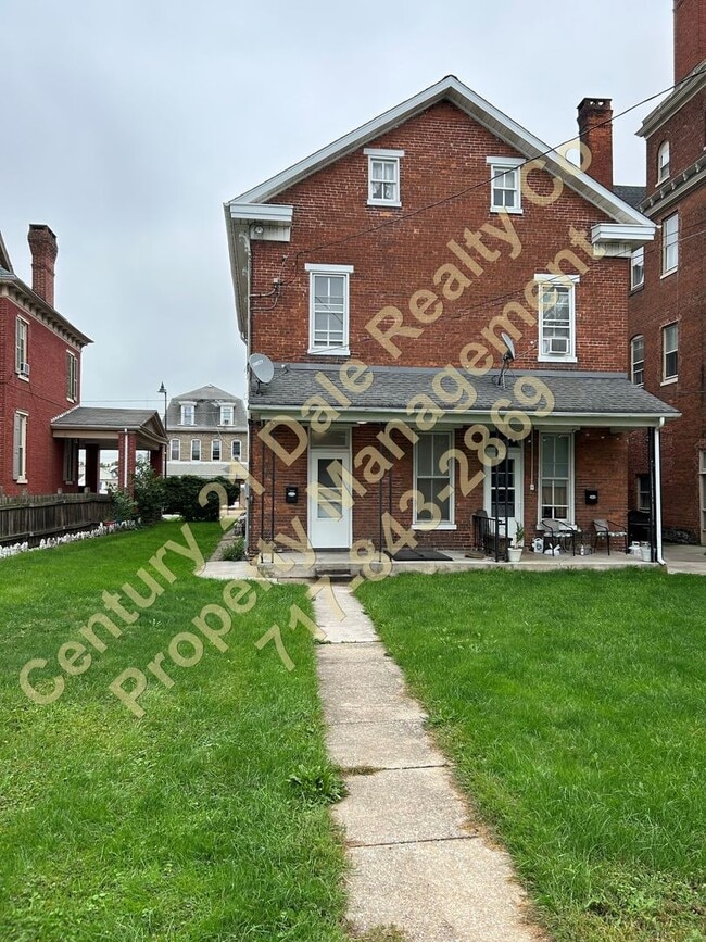 Building Photo - Renovated 2 Bedroom in Spring Grove, PA Unit - 78 1/2 Back