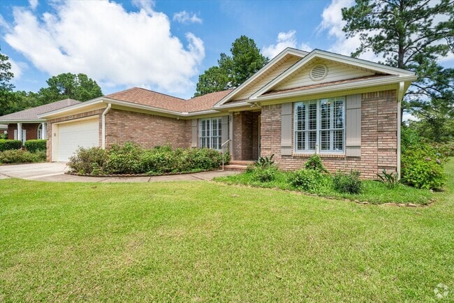 Building Photo - FAIRHOPE GOLF COMMUNITY with LAWNCARE Rental