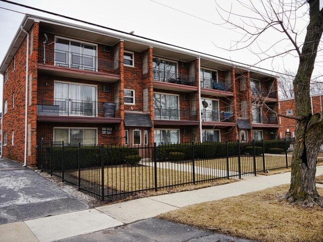 Building Photo - 11945 S Hamlin Ave Rental