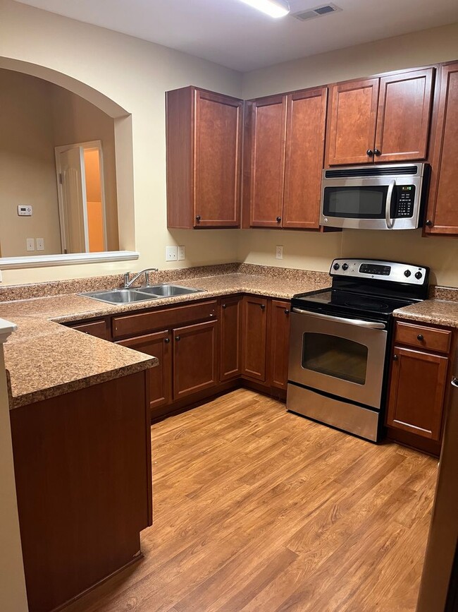 Photo - Live Your Best Life: Modern 3-Bedroom Townhouse with All the Amenities & More!